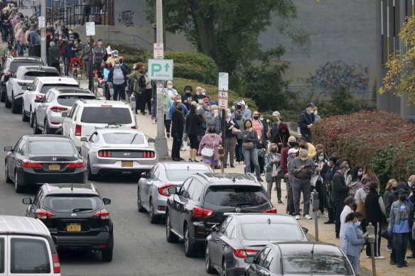 Hundreds of voters lined up in Yonkers, New York, on the weekend.