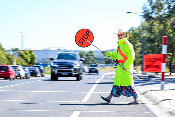 The state government will spend $10 million to expand school zones and crossing program.