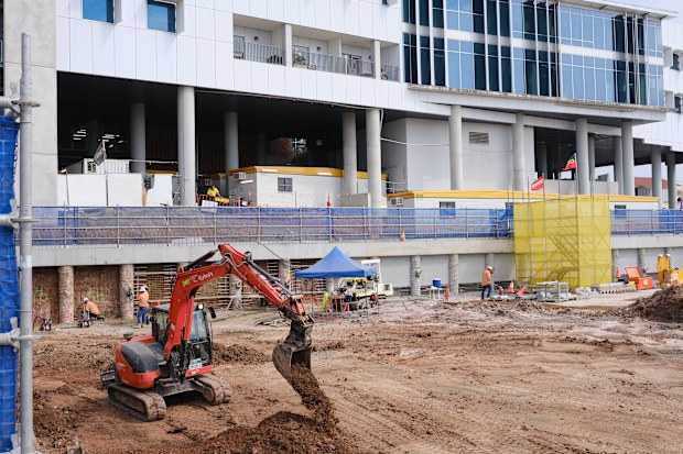 Queensland construction: Builders push to ban restrictive union ...