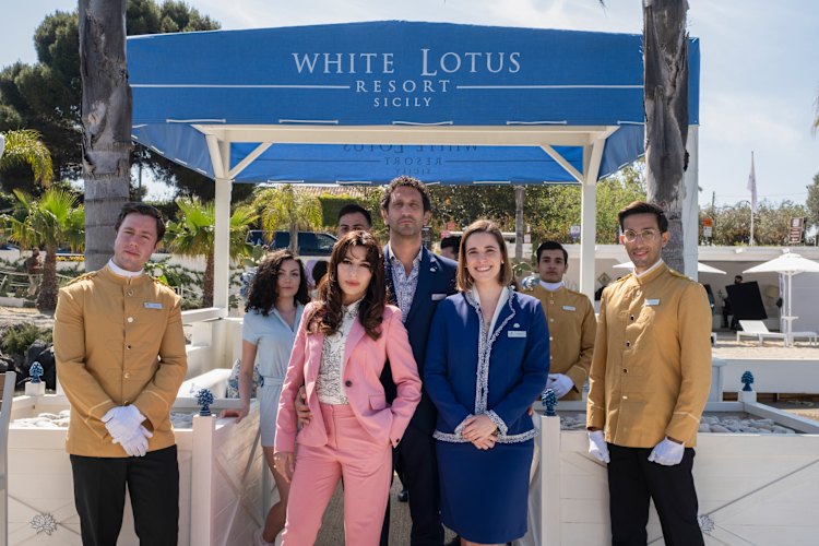 Valentina (Sabrina Impacciatore, in pink) is the new Armond in season two of The White Lotus.