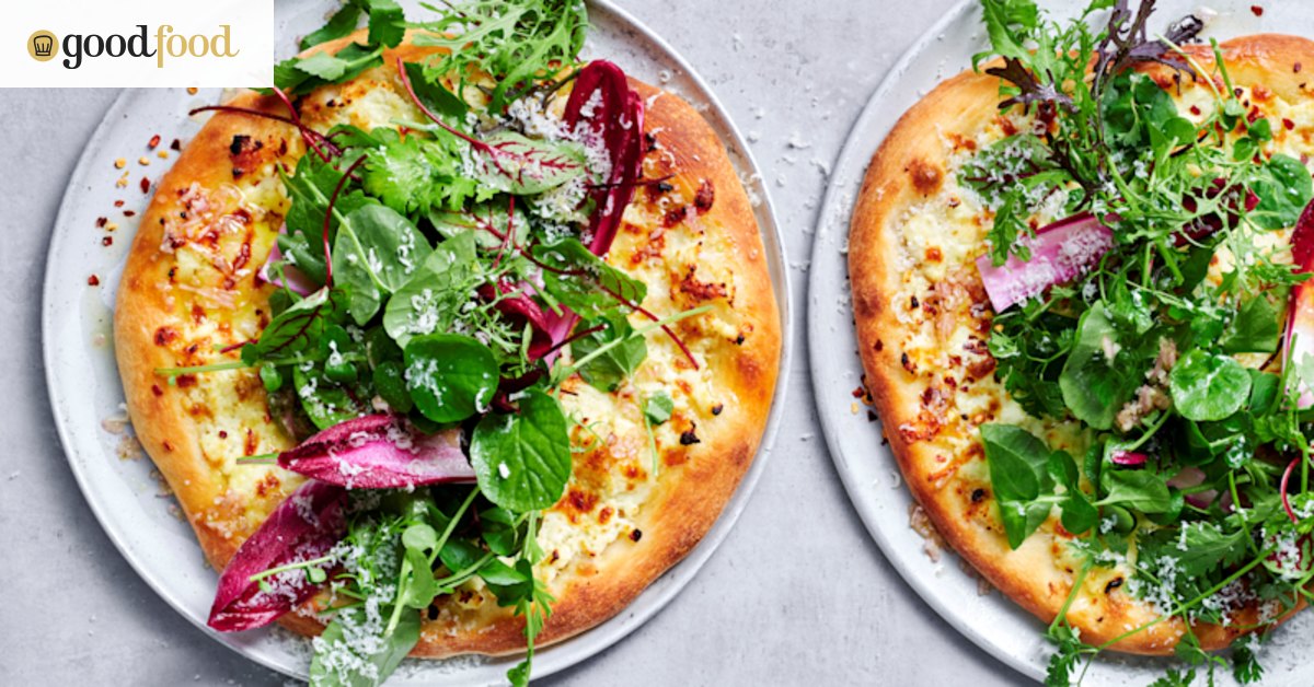 Italian summer ‘salad leaf’ pizza