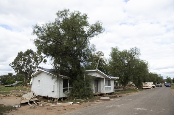 Flash flooding in Eugowra has destroyed homes in the town.
