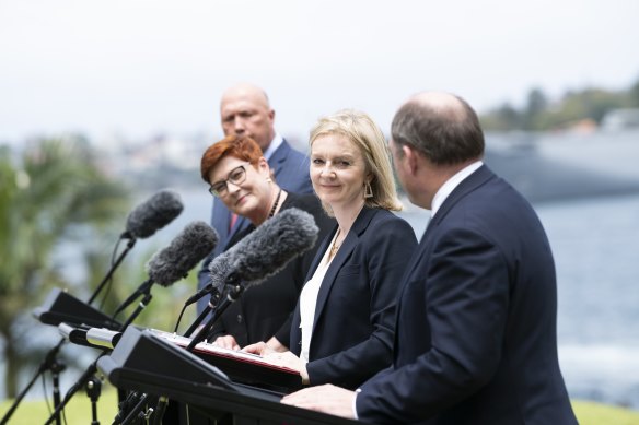 Minister for Defence Peter Dutton (far left), Minister for Foreign Affairs Marise Payne, UK foreign secretary Liz Truss and UK defence secretary Ben Wallace.