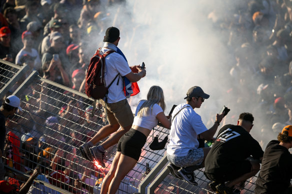 The 2022 Melbourne F1 Grand Prix at Albert Park drew record crowds.