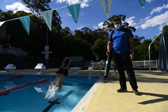 Aquatics operation co-ordinator Ali Minoosepehr prepares for the reopening of Epping Aquatic and Leisure Centre on Monday after an easing of COVID-19 restrictions.