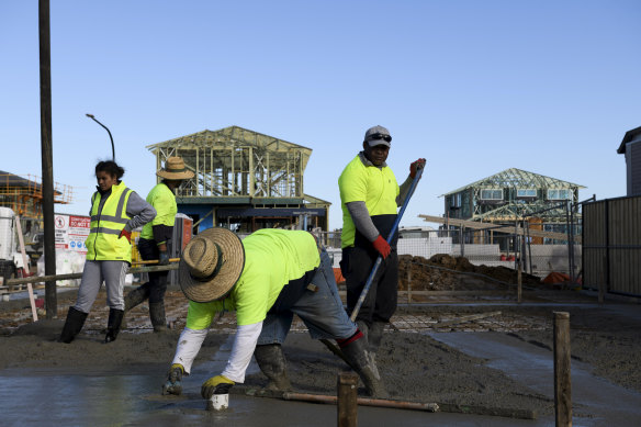 A shortage of housing in Sydney remains despite a slowdown in the pace of population growth.