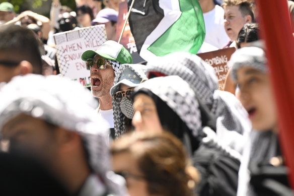 The rally drew tens of thousands of protesters, who continued to call for a ceasefire in Gaza.