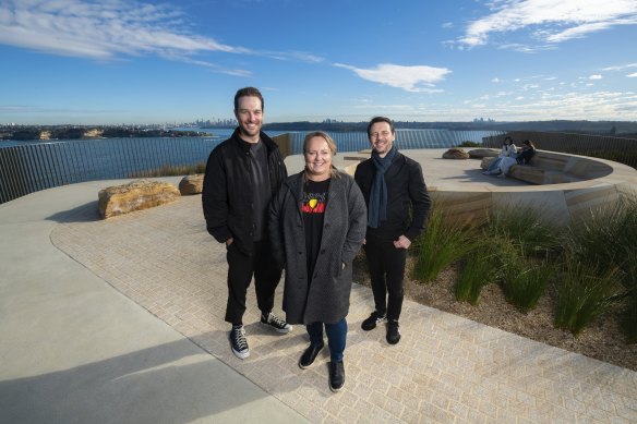 CHROFI architects Steven Fighera and Luke Hannaford with D’harawal Eora knowledge keeper Dr Shannon Foster. The Yiningma and Burragula lookouts by CHROFI architects are nominated in the small projects category of the 2024 NSW Architecture Awards. 