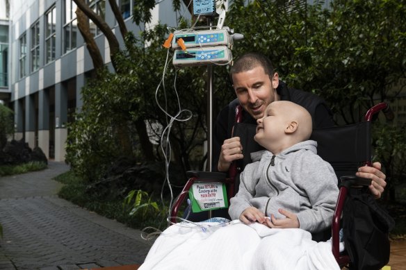 Matt Weston with his son, Jacob, who is receiving cancer treatment at Westmead.