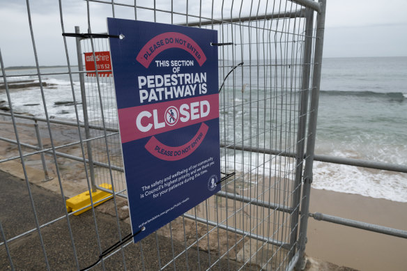 A narrow section of The Esplanade between North Cronulla and South Cronulla was closed because it often grows congested. 