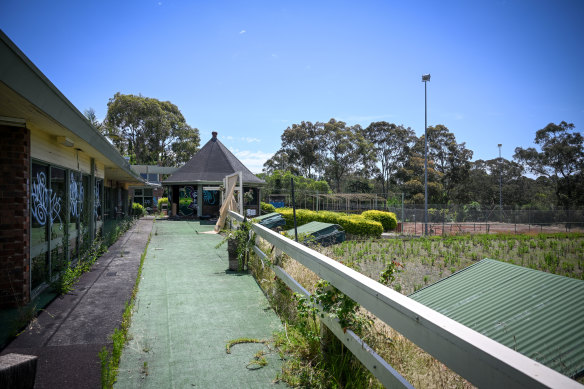 The former golf course was shut down last year and has fallen into disrepair. 