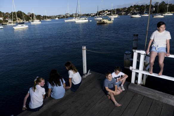 Hunters HIll Council is working with the Parramatta River Catchment Group and Sydney Water regarding the suitability, feasibility and desirability of Bedlam Bay as a swimming site. 