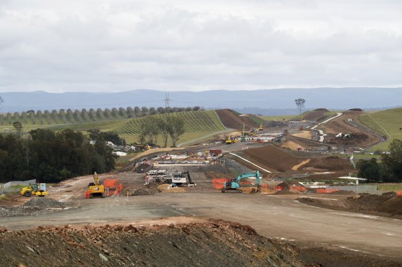 The 16-kilometre M12 motorway will link the M7 to both the new airport and The Northern Road.