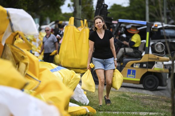 Used sandbags cannot be returned to collection stations and must be disposed of at transfer stations.