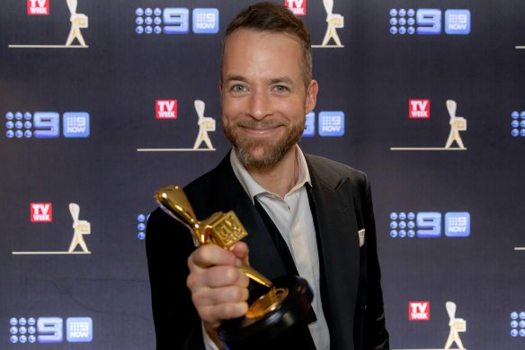 Hamish Blake with his newest Gold Logie. 