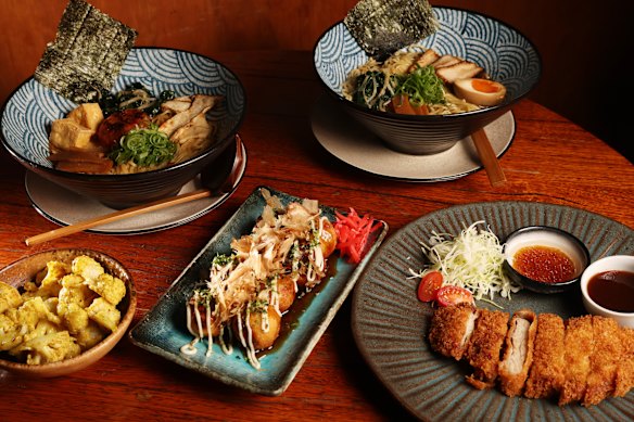 Umami Tokyo serves ramen and snacks until 1am on weekends.