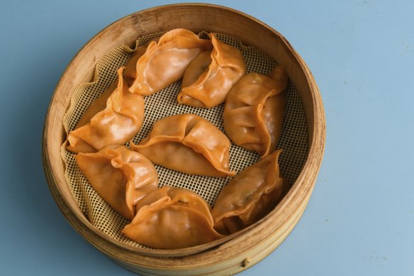 Schezwan momo.  