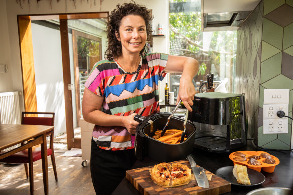 Dani Valent pits an air-fryer against an oven to see which is better for family dinners.