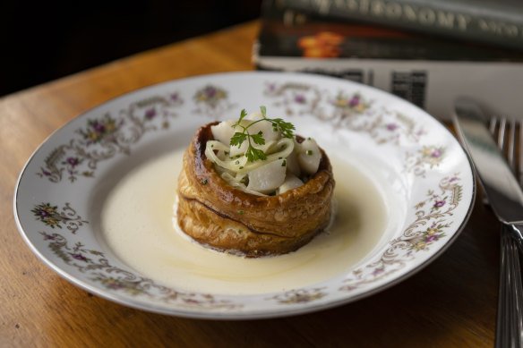 Scallop and champagne vol-au-vent at Porcine.