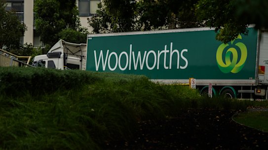 Spinach, spinach and rocket, mixed leaf salad, spinach and kale, stir fry with teriyaki sauce and a honey mustard salad kit are among the impacted products.