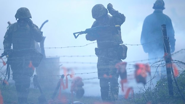 Ukrainian soldiers practising as part of Operation Interflex in 2023.