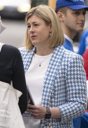 Deputatul liberal Jess Wilson a acuzat guvernul că nu a luat măsuri semnificative pentru a proteja consumatorii