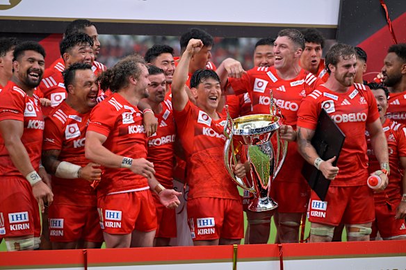 The Kobelco Kobe Steelers and other Japan League One clubs may face Australian and New Zealand teams.