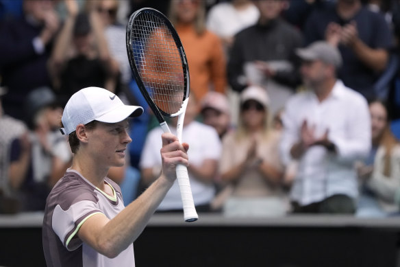 Jannik Sinner moved into the fourth round of the Australian Open with little ado.