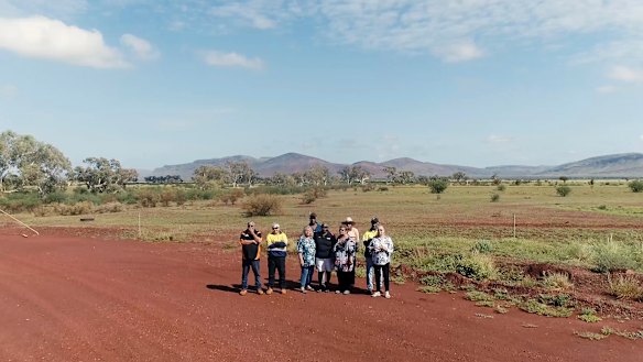East Guruma traditional owners near the site. 