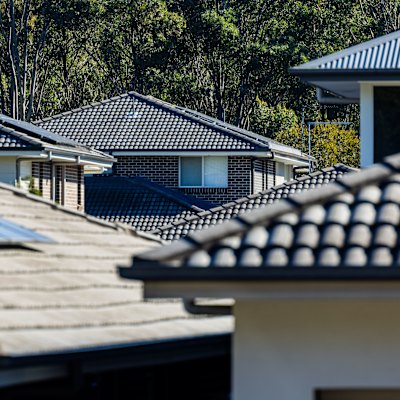 Sydney and Melbourne house values dip on rate fears