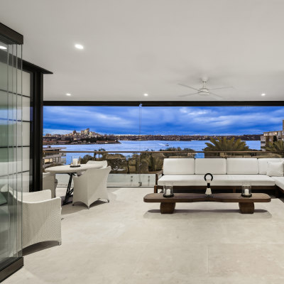 Double Bay family who sold for $35 million snap up $13.5 million Darling Point pad
