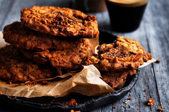 recipes Dan Lepard's oat fig cookies.