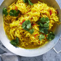 Stir-fried cabbage with turmeric.