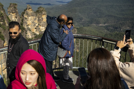 Tourists at the Three Sisters in Katoomba.
