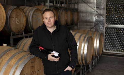 Winemaker Chris Carpenter is backing FSANZ's proposed new pregnancy warning label for alcohol bottles.