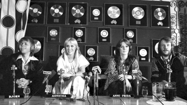 Swedish pop group ABBA attends a press conference at the Sebel Town House in Sydney on February 28, 1977.