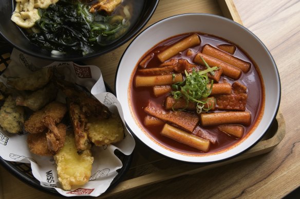 Tteokbokki aka tok bok ki.