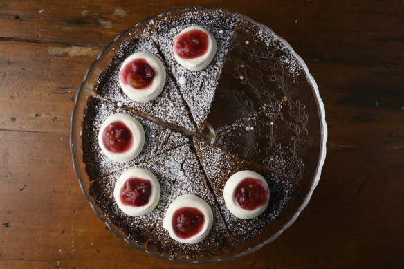 No-waste cake made from dehydrated cake crumbs and frangipane and citrus jam.