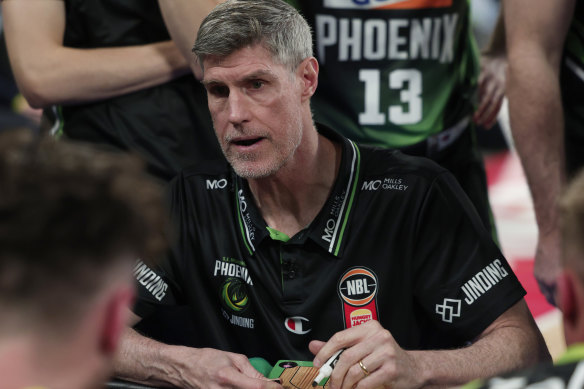 Mike Kelly lasted five games of the 2024-25 season as head coach of the South East Melbourne Phoenix.