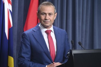 'Sitting ducks': As WA Health Minister puts rush on jabs ...