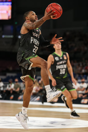 Keifer Sykes notched a triple-double against the Bullets.