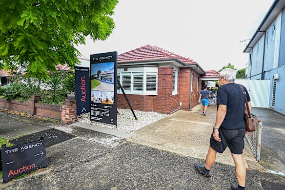 Home borrowers can get offers to refinance, but they may not end up ahead.