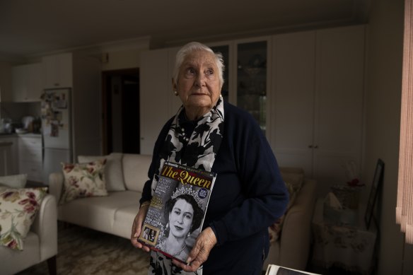 Zaharoula Zervos of Kingsford, who saw the Queen during her visits in 1954 and 1970.