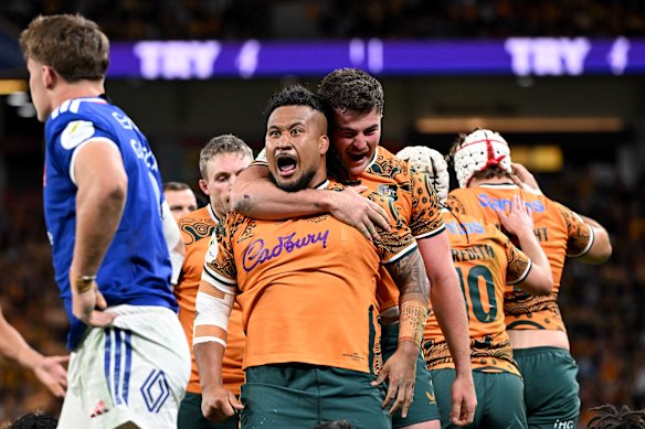 Brandon Paenga-Amosa of the Wallabies celebrates his first-half try.