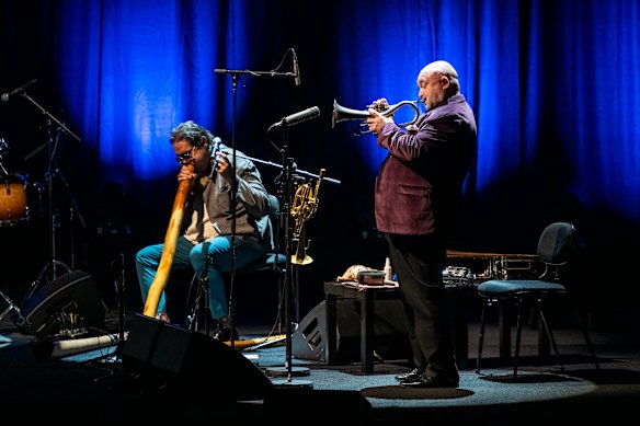 William Barton and James Morrison perform with The Others.