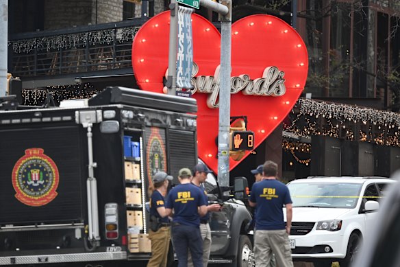 FBI agents at the scene of the shooting outside a bar in Austin, Texas.