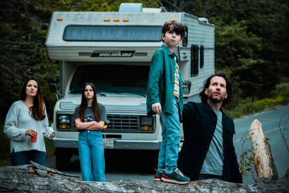 Once you enter town, you can’t leave, which is a problem for the Matthews family, parents Tabitha and Jim (Catalina Sandino Moreno and Eion Bailey) and kids Julie and Ethan (Hannah Cheramy and Simon Webster).