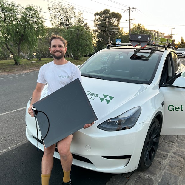 Experts blast Productivity Commission plan to end EV subsidies