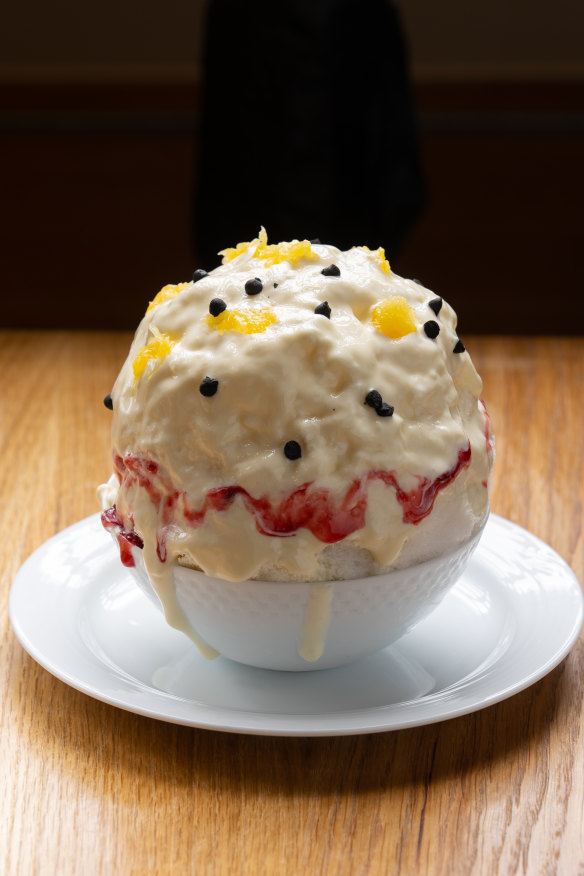 Rare cheese, a rich cheesecake-inspired kakigori with pineapple compote.