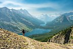 Hikers on their way to setting up camp on the pristine shores of Cosley Lake.